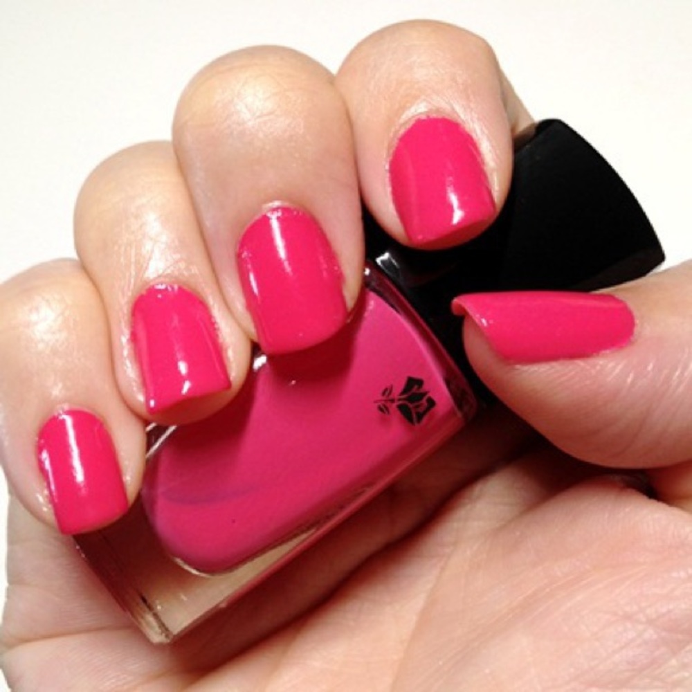 NEW LANCOME Vernis in Love - Rose Satin 366
